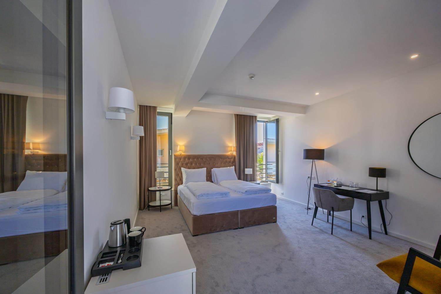 Hotel Oscar Kastela Bagian luar foto